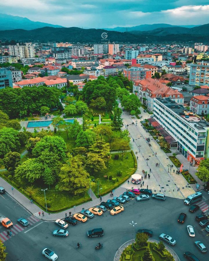 Cosy Central Apartment Shkodër エクステリア 写真